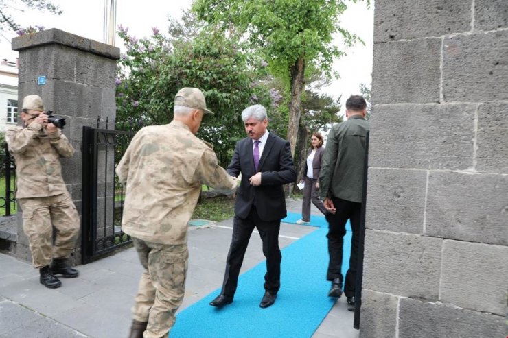 Orgeneral Çetin’den Vali Doğan’a Ziyaret