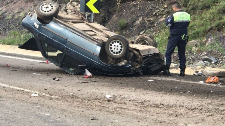 Sarıkamış’ta Trafik Kazası: 1 Ölü, 4 Yaralı