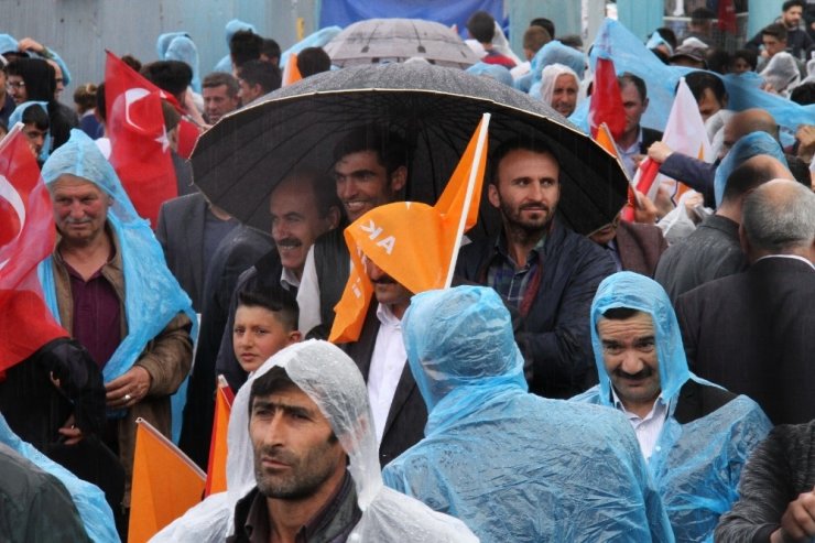 Başbakan Binali Yıldırım Ardahan'da