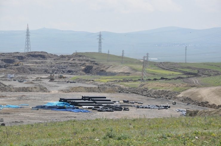 ‘Lojistik Merkezi’nde Çalışmalar Devam Ediyor