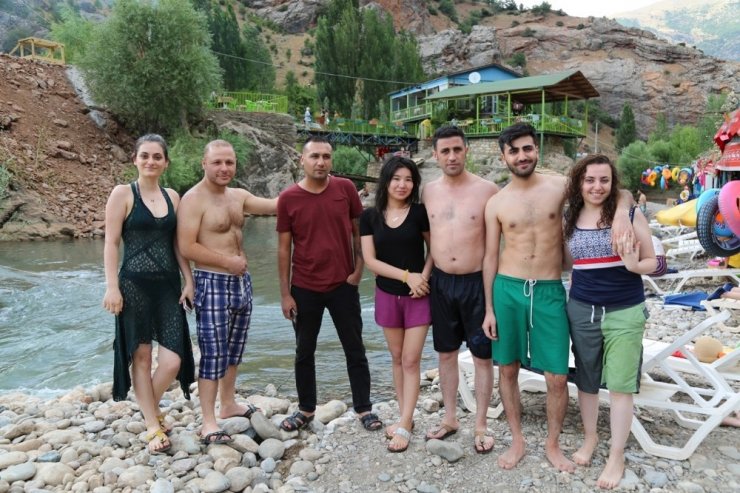 Tunceli’nin Plajları Sahilleri Aratmıyor