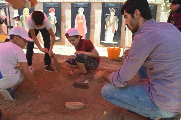 Mardin’in 'Çocuk Arkeolog'ları