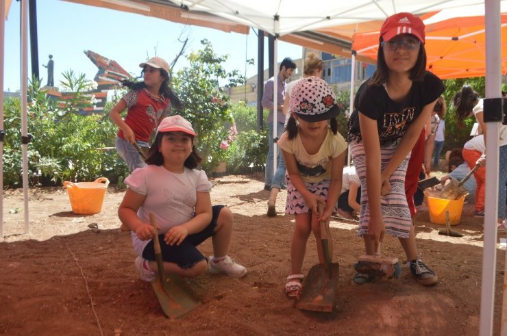 Mardin’in 'Çocuk Arkeolog'ları