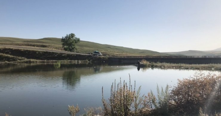 Kars Barajı’nda Kaçak Balık Avı