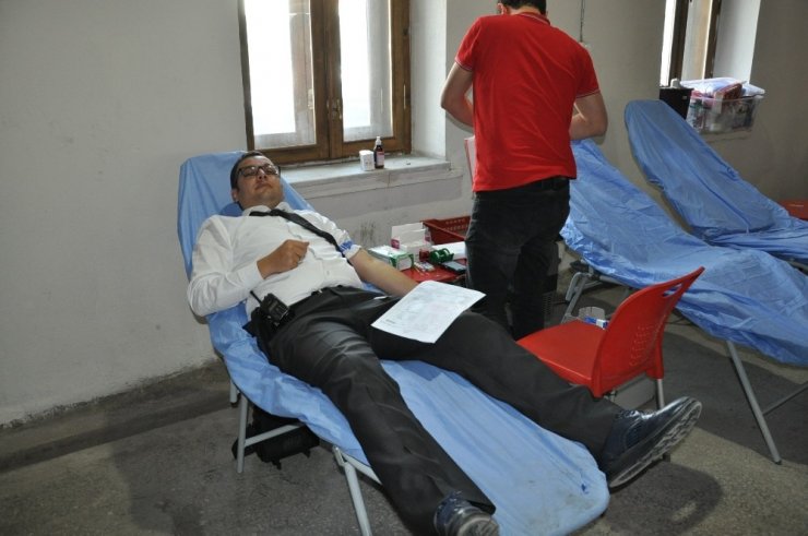 'Çevik Kuvvet'ten 'Kan Bağışı' Kampanyası