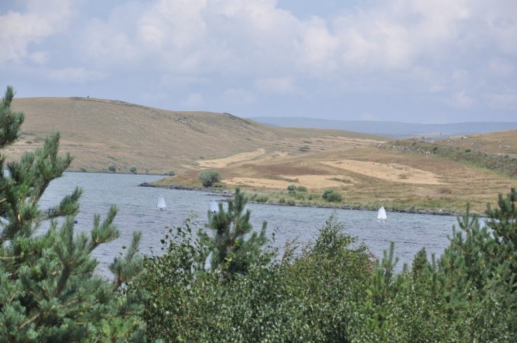 Çıldır Gölü’nde Yelkenci Yetişecek