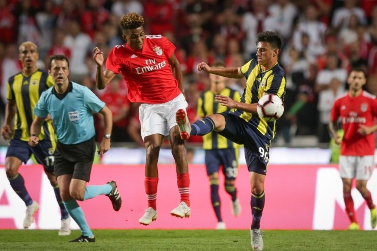 Benfica, Fenerbahçe’yi 1-0’la Geçti