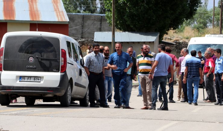 Erzurum'da Taşlı Sopalı Kavga