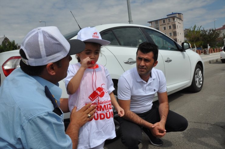 Kars'ta 'Kırmızı Düdük' Uygulaması