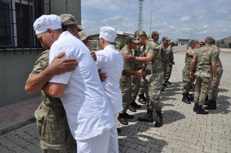 Kurban Bayramı’na ‘Sınır’da Girdiler