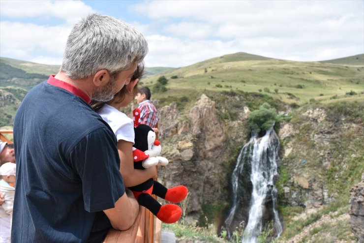 Turizme Kazandırılan Susuz Şelalesi Ziyaretçileri Büyülüyor