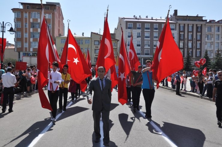 Kars’ta Zafer Bayramı Kutlamaları