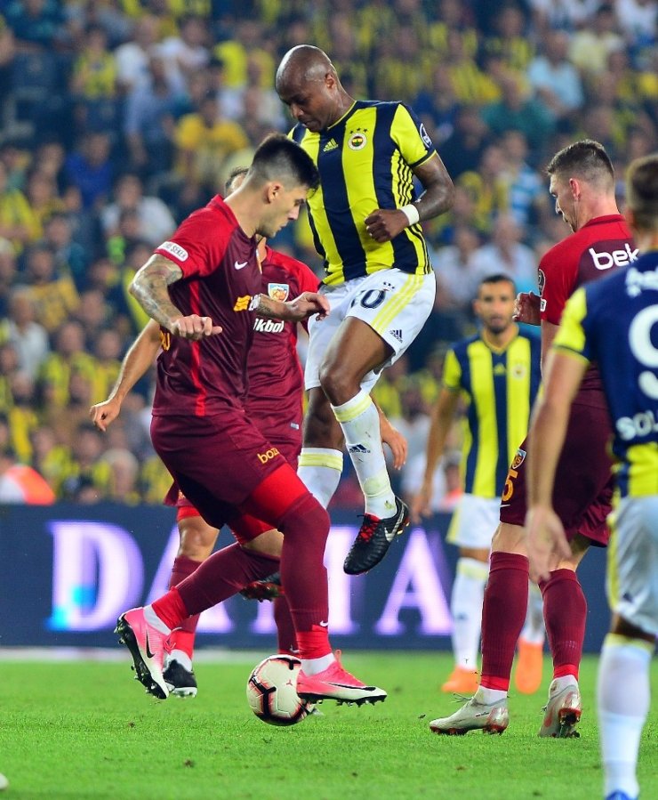 Fenerbahçe Evinde Yıkıldı