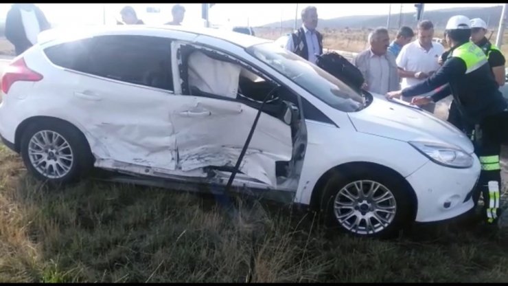 Sarıkamış’ta Trafik Kazası: 2 Yaralı