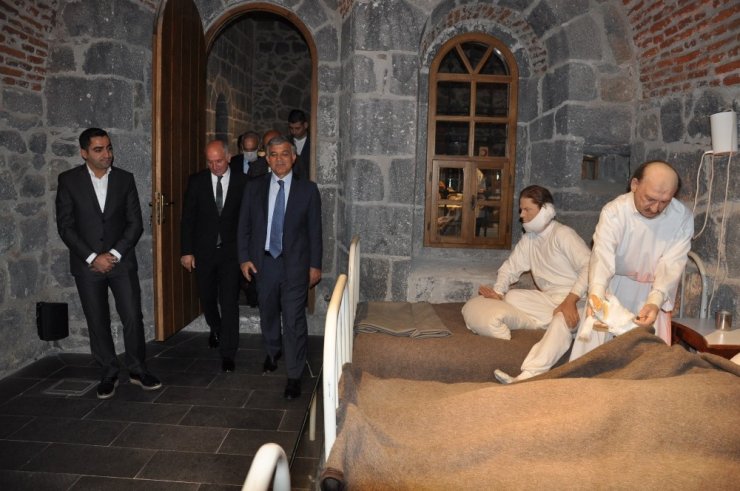 11. Cumhurbaşkanı Abdullah Gül Kars’ta