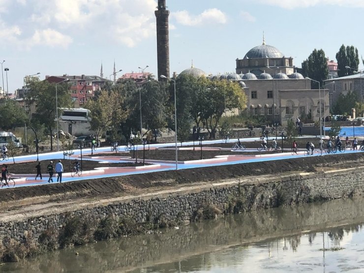 Kars’ta ‘Bisiklet Parkuru’ Açılışı