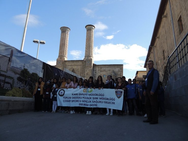 Karslı Öğrenciler Erzurum’u Gezdi