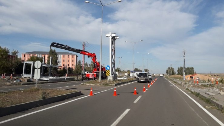 Vali Hüseyin Atak Bulvarı’na Üst Geçit