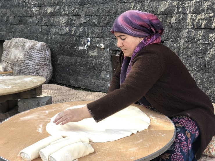 Kars’ta Erişte Kesimi Başladı