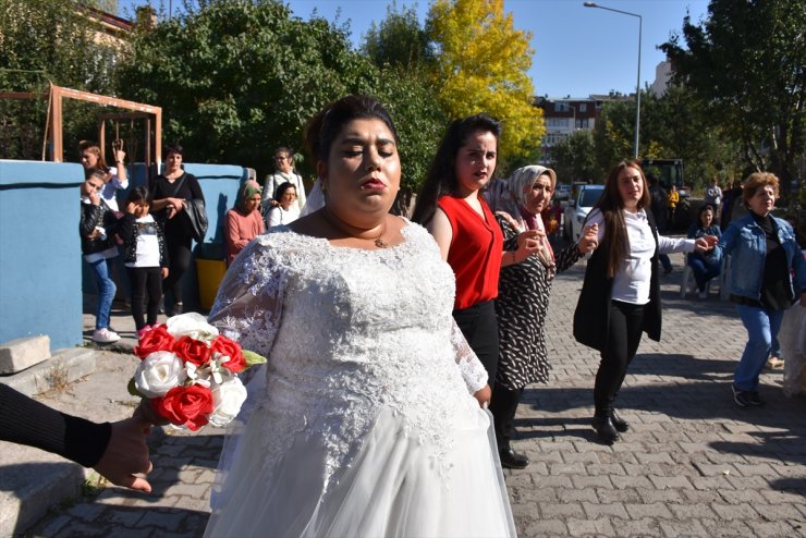 'Gelinlik Hayalleri' Gerçek Oldu