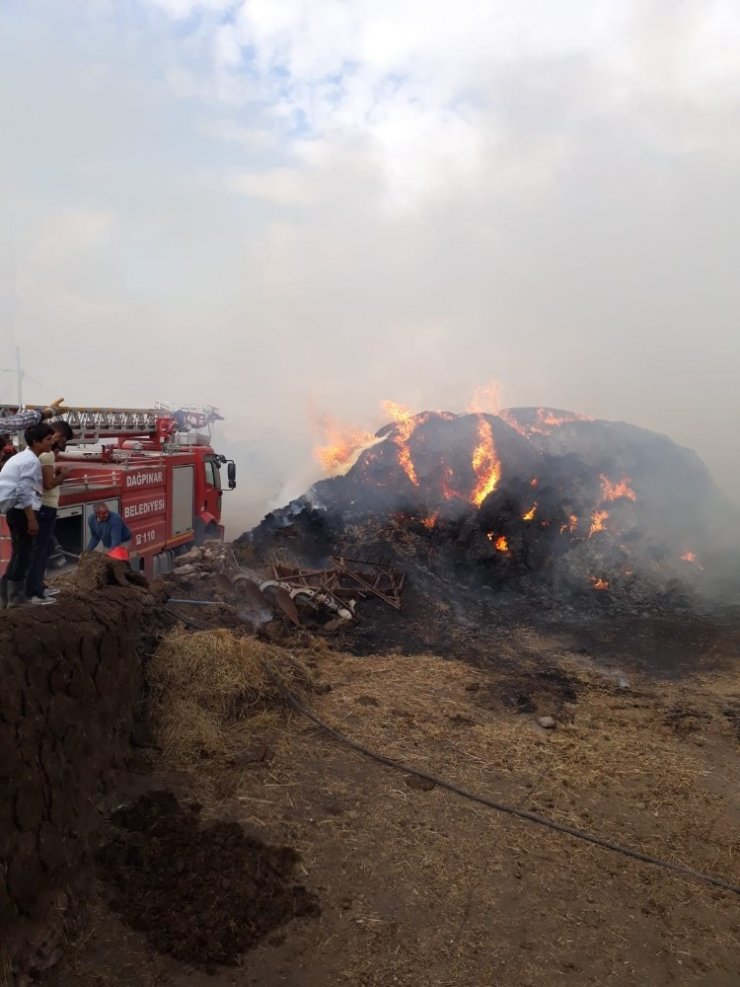 150 ton Ot ve Saman Kül Oldu