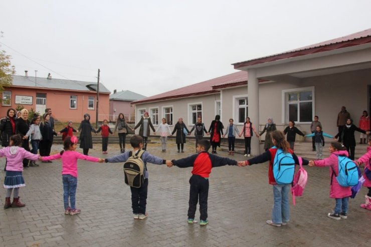 ‘KYK Öğrencileri’nden Sosyal Etkinlik