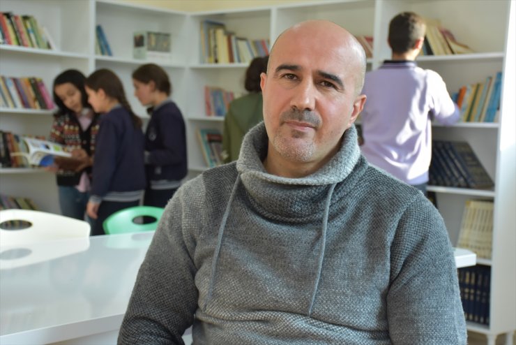 Yitirdiği Oğlunun Adını Kütüphanede Yaşatıyor