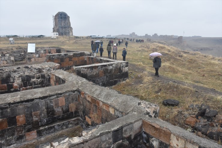 Doktorlar ve Diyabetli Hastaları Ani'de