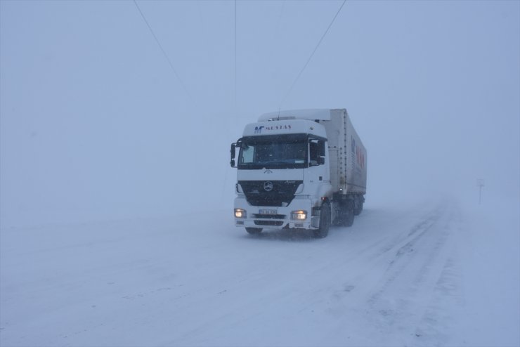 Bölgede 'Kar Yağışı ve Tipi'