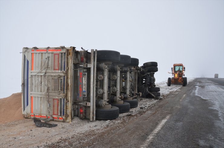 Sarıkamış'ta Trafik Kazası: 4 Yaralı