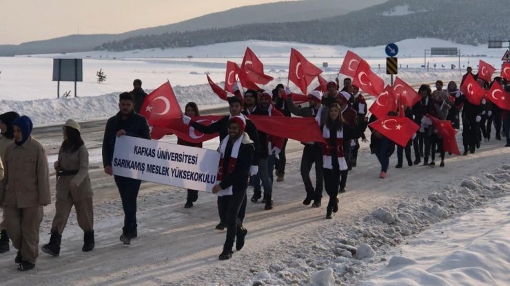 KAÜ’den Şehitler İçin Saygı Nöbeti