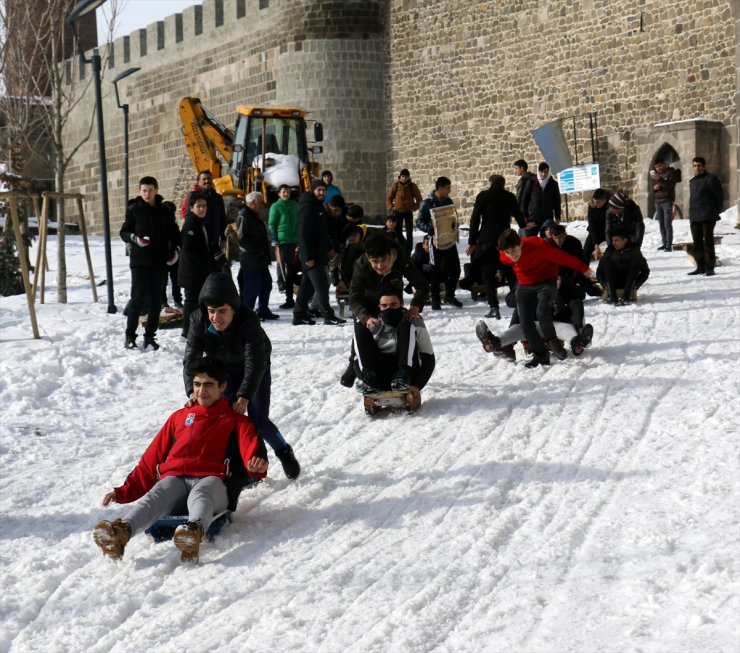 Erzurum'da 'Geleneksel Kızak Şenliği'