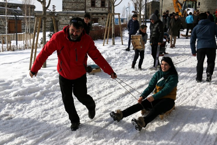 Erzurum'da 'Geleneksel Kızak Şenliği'