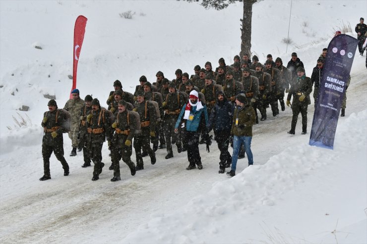 Sarıkamış Şehitlerini Anma Yürüyüşü Başladı