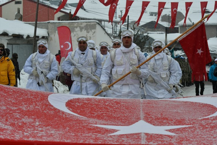 Sarıkamış Şehitlerini Anma Yürüyüşü Başladı