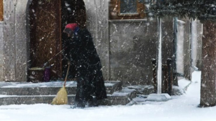 Kars’ta Kar Yağışı Devam Ediyor