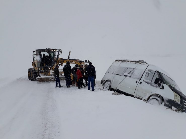 Kars’ta Öğretmenler Mahsur Kaldı