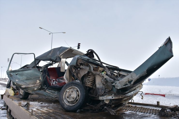 Arpaçay’da Trafik Kazası: 1 Ölü, 3 Yaralı