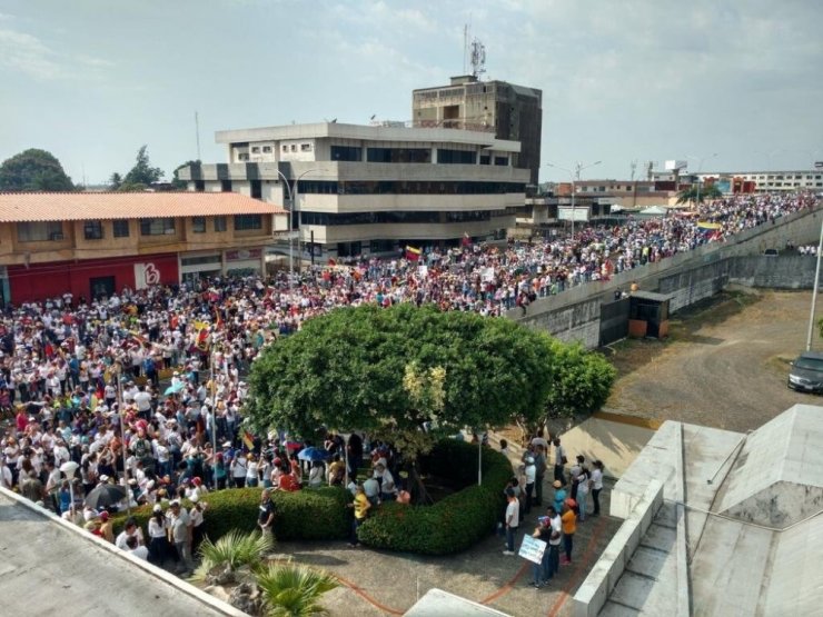 Venezuela’da Siyasi Kriz