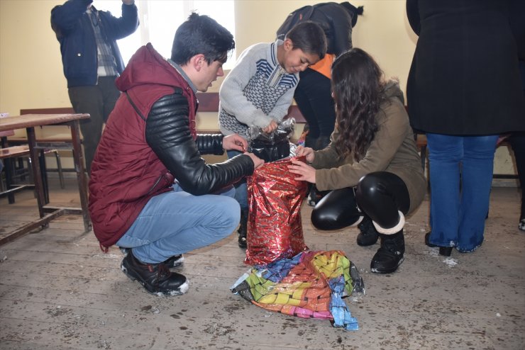 Gönüllülerden Hasancan Köyü'ne Yardım