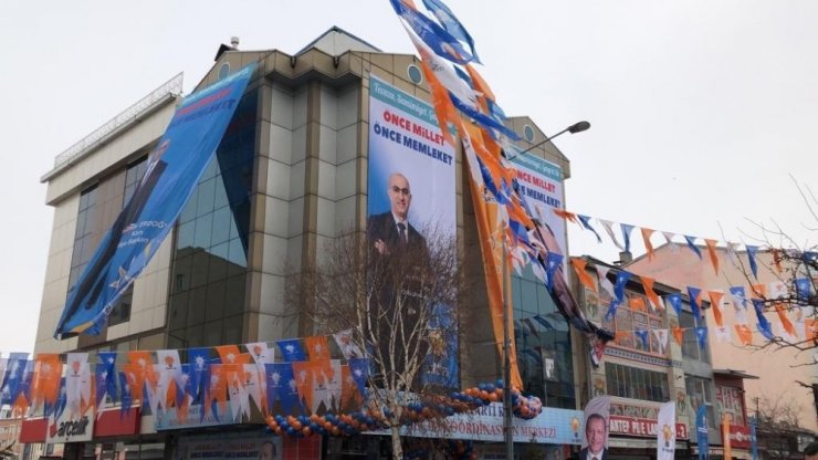 AK Parti 'Seçim Koordinasyon Merkezi’ni Açtı