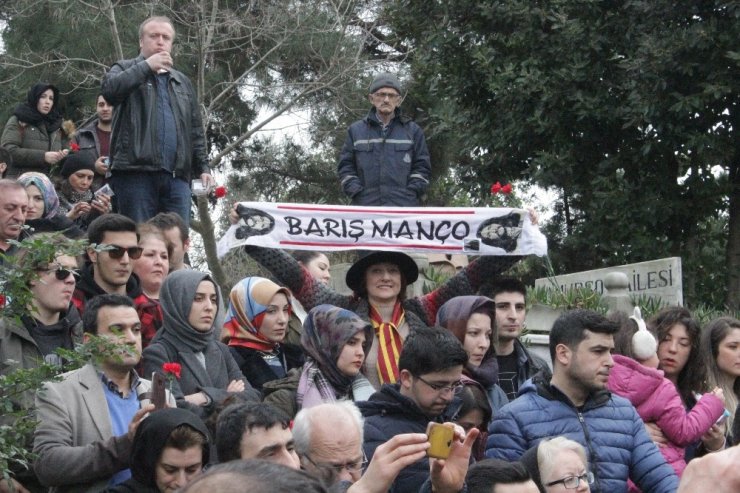 Barış Manço Mezarı Başında Anıldı