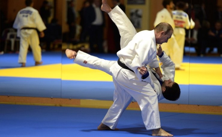 Putin, Zirve Sonrası Judo Yaptı