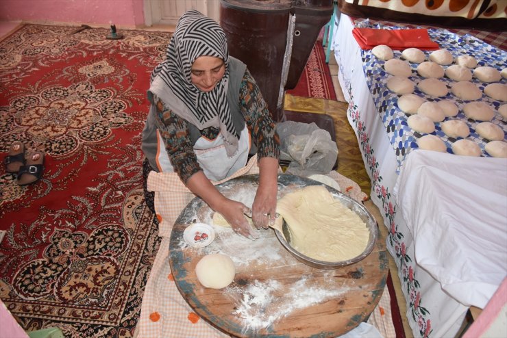 Sofraların Lezzeti ‘Tandır Ekmeği’