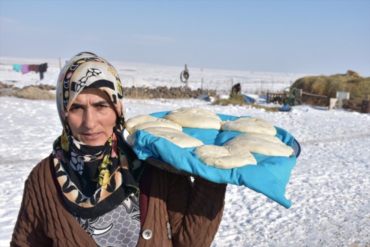 Sofraların Lezzeti ‘Tandır Ekmeği’