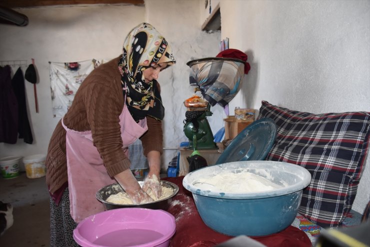 Sofraların Lezzeti ‘Tandır Ekmeği’