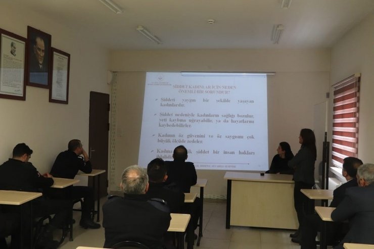 Cezaevi Personeline ‘Eğitim Semineri’