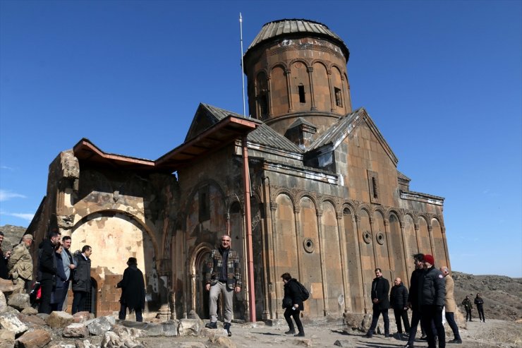 Bakan Ersoy Kars'ta İncelemelerde Bulundu