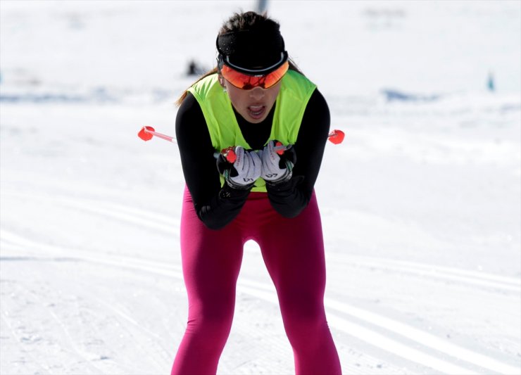 Ardahan'da 'Kayaklı Koşu' Yarışları