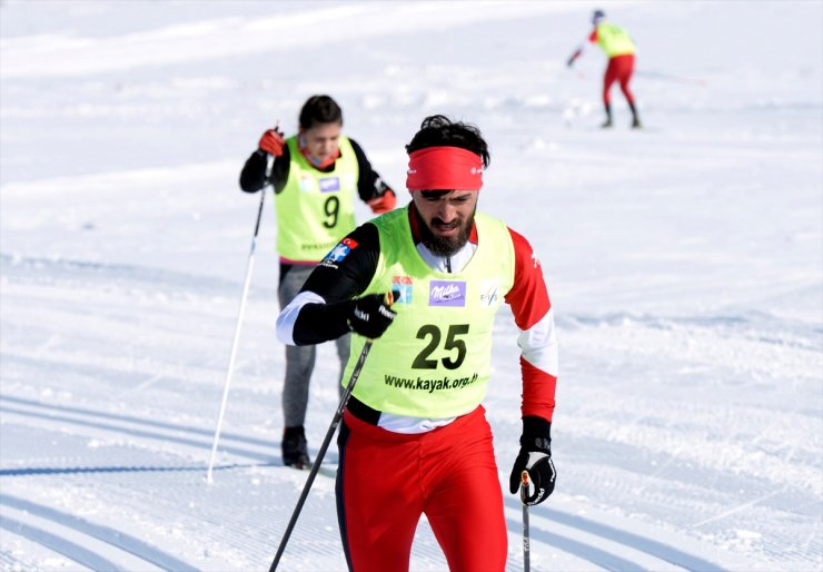 Ardahan'da 'Kayaklı Koşu' Yarışları